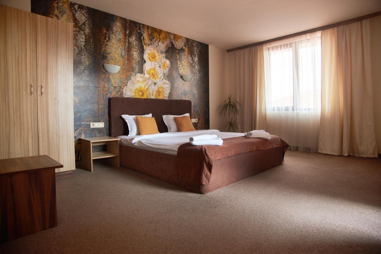Hotel Flamingo Plovdiv Extérieur photo